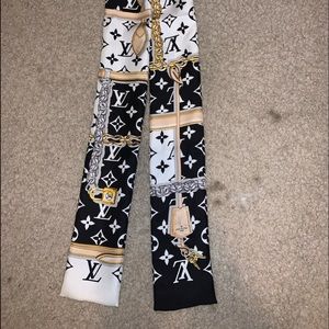 Louis Vuitton Monogram Bandeau